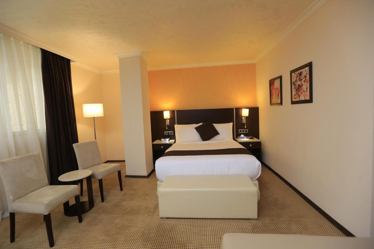 Cassiopeia Hotel Addis Ababa Dış mekan fotoğraf
