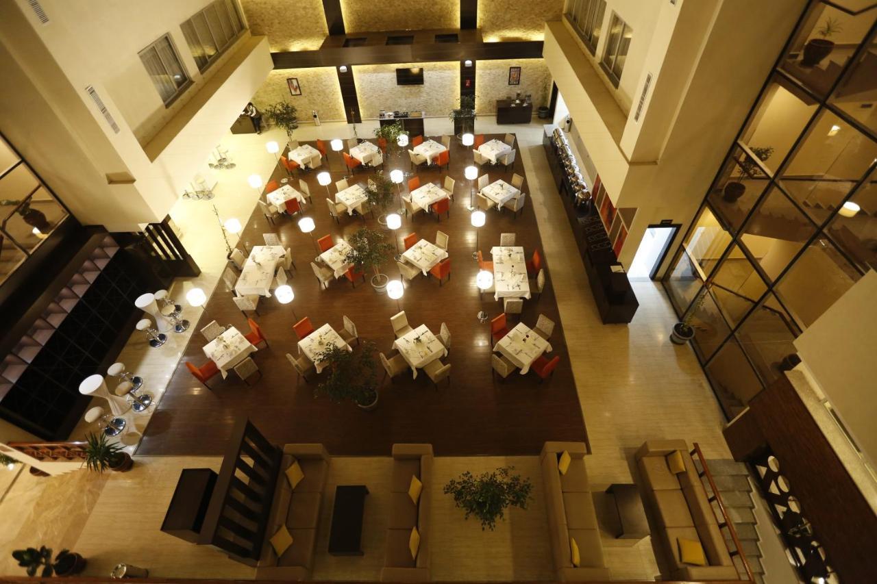 Cassiopeia Hotel Addis Ababa Dış mekan fotoğraf