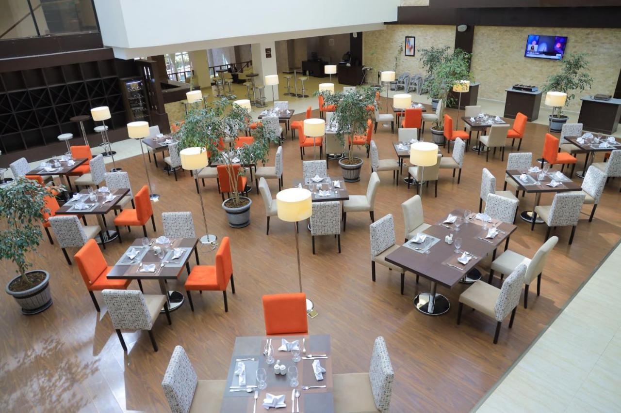 Cassiopeia Hotel Addis Ababa Dış mekan fotoğraf
