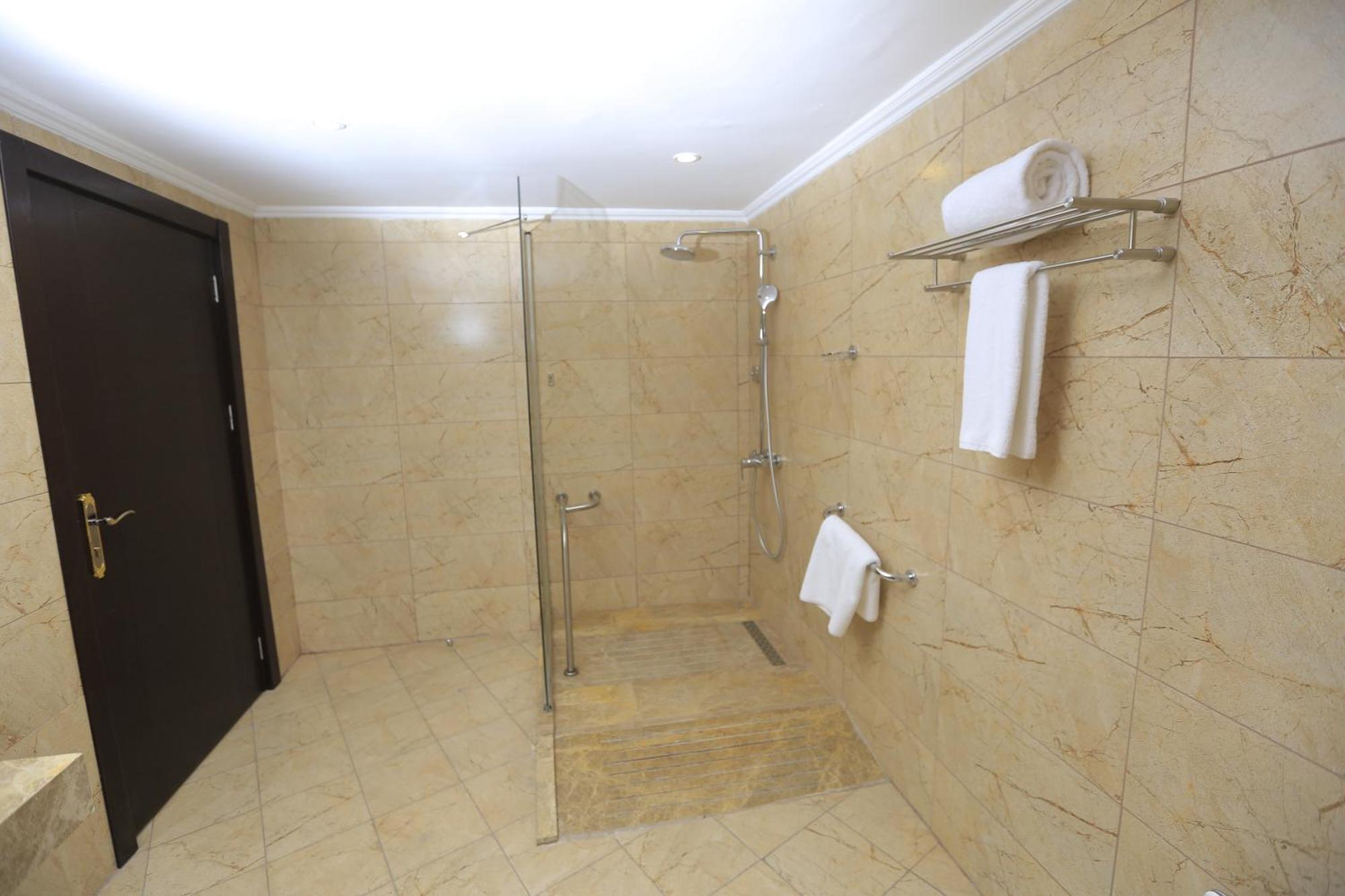 Cassiopeia Hotel Addis Ababa Dış mekan fotoğraf